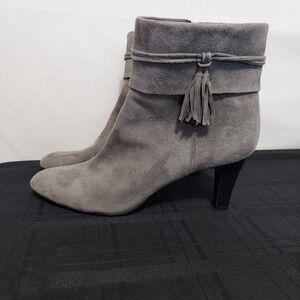 Bandolino Willaria Suede Ankle Boots‎ Gray Block Heel Tassel Side Zip Women 10M